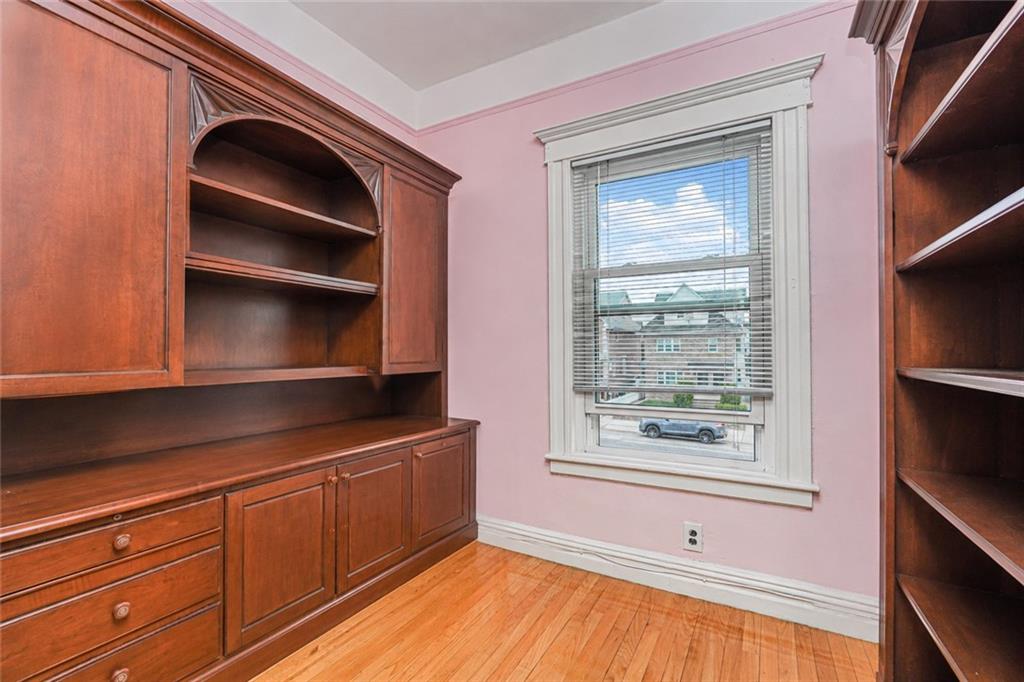 1352 Bay Ridge Parkway Property Photo 24
