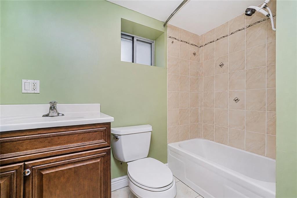 1352 Bay Ridge Parkway Property Photo 35