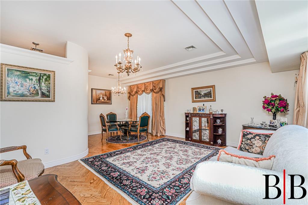 8 Bassett Avenue Property Photo 5