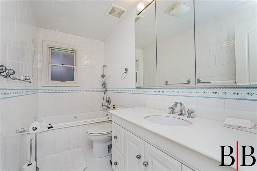 8 Bassett Avenue Property Photo 12
