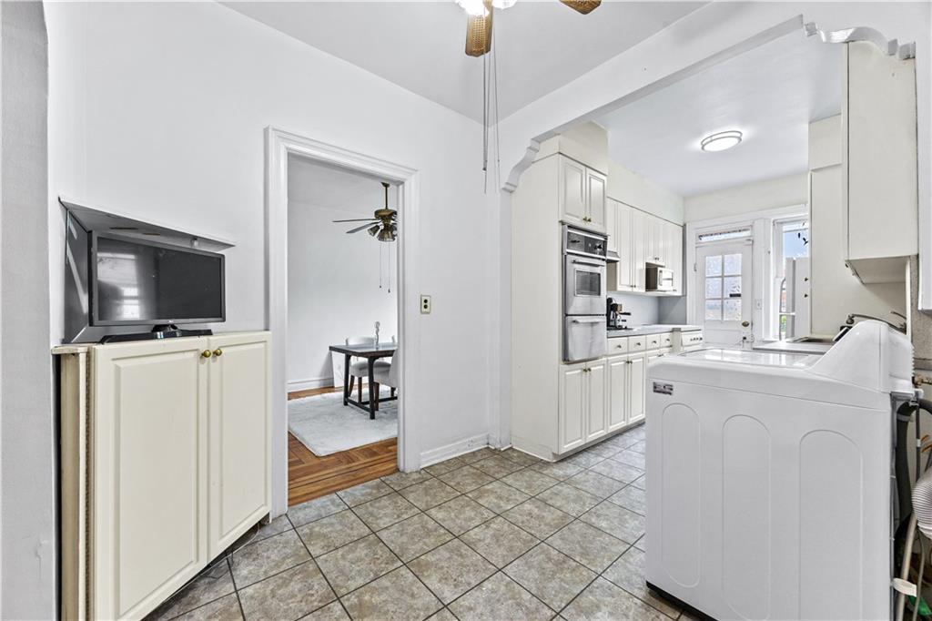 1810 Avenue X Property Photo 9