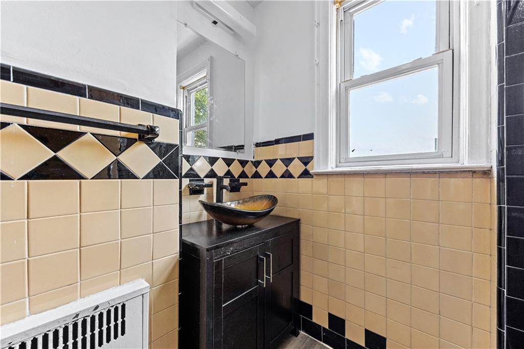 1810 Avenue X Property Photo 18