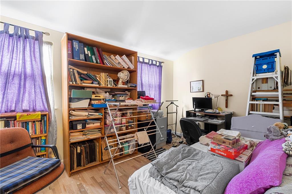 12239 Long Street Property Photo 6