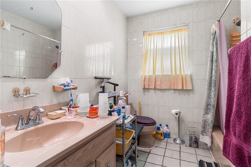 12239 Long Street Property Photo 7