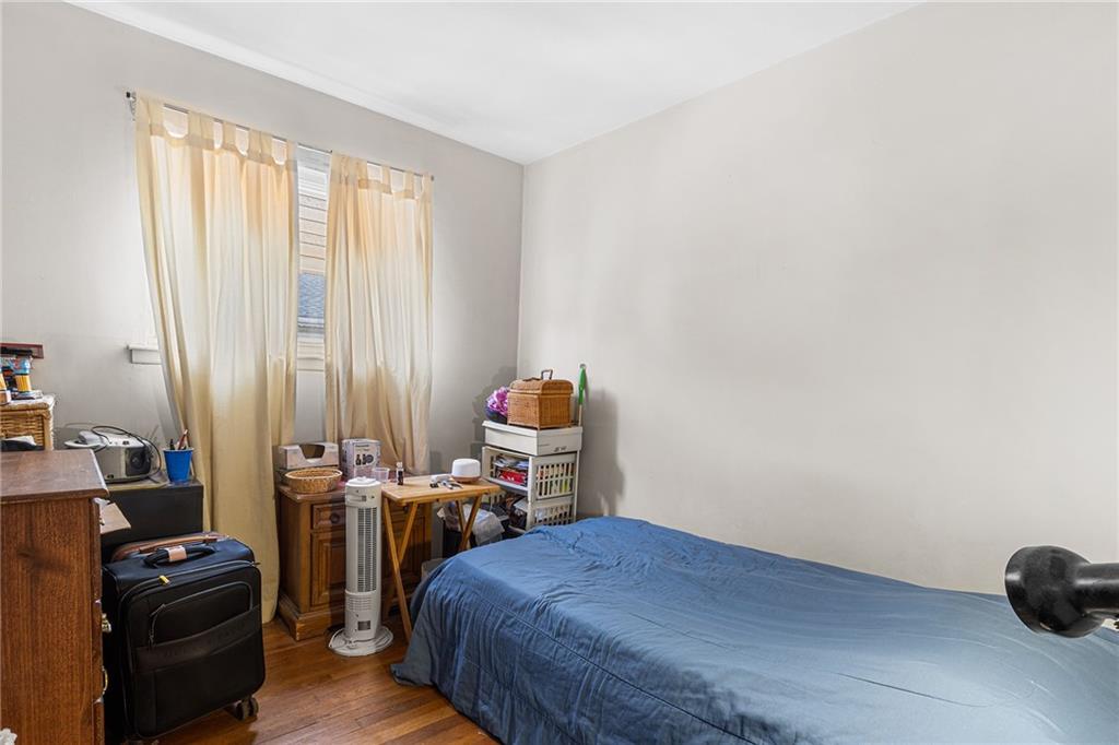 12239 Long Street Property Photo 8