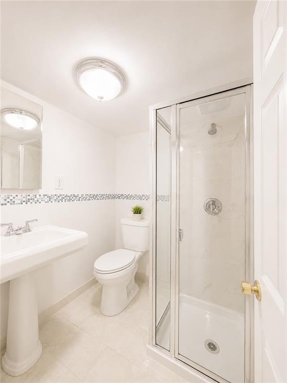 2504 East 7th Street Property Photo 13