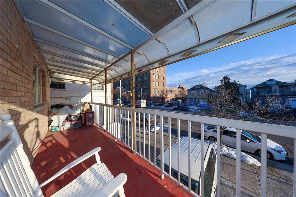 339 Avenue P 2a Property Photo 12