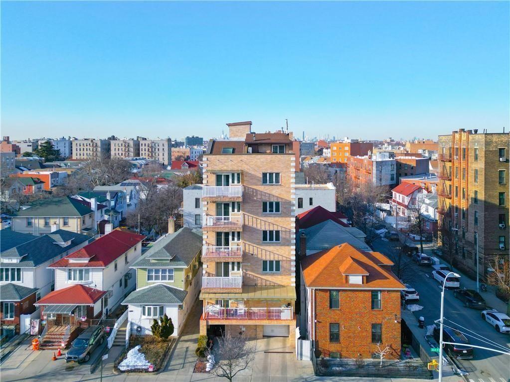 339 Avenue P 2a Property Photo 22