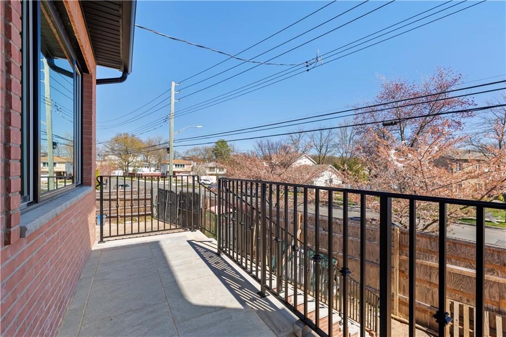 1016 Annadale Road Property Photo 4