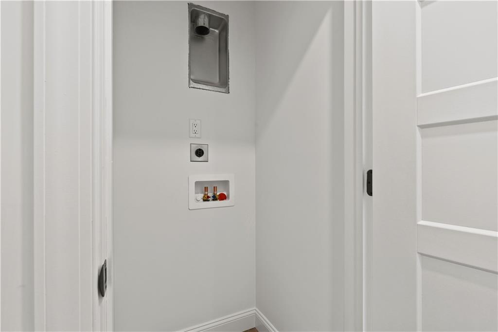 1016 Annadale Road Property Photo 28