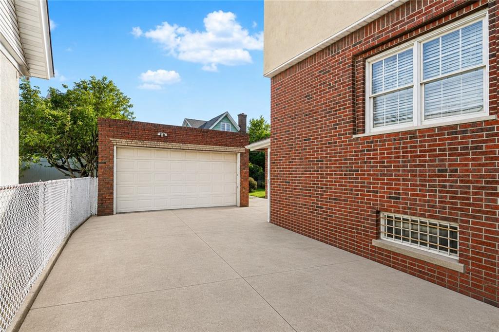 1016 84th Street Property Photo 5