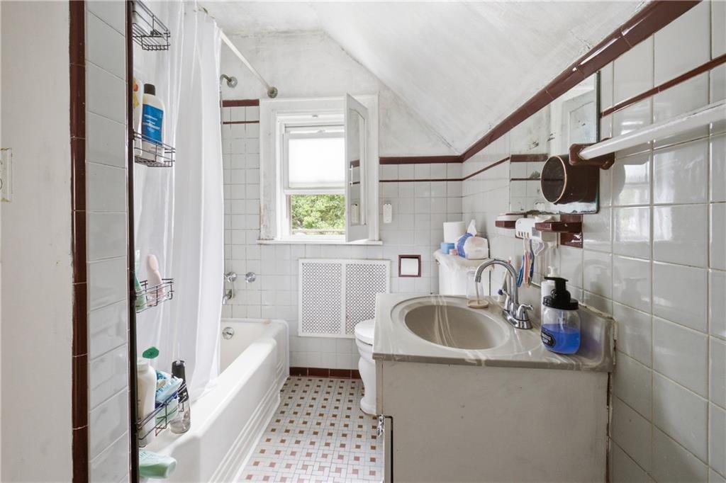 7601 164th Street Property Photo 14