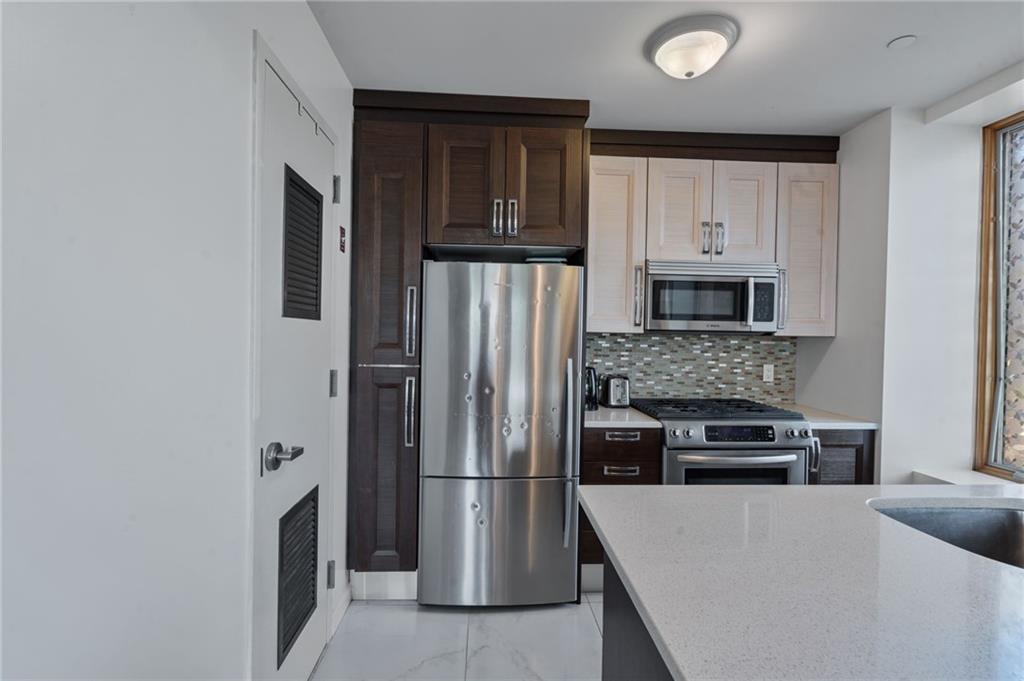 129 West End Avenue #3 Property Photo 2