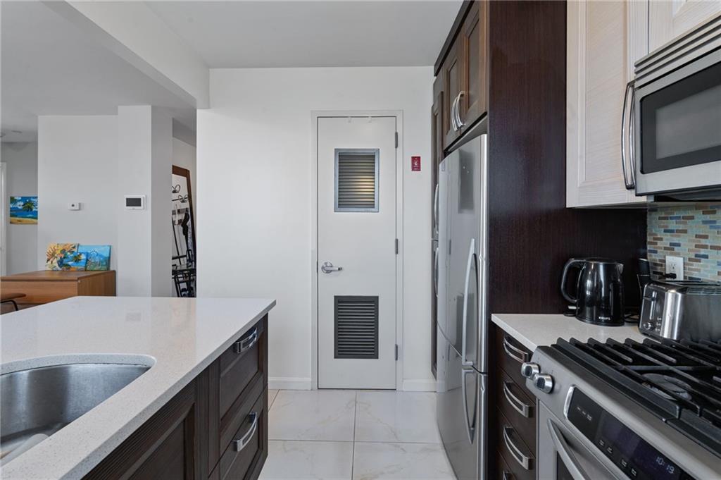 129 West End Avenue #3 Property Photo 4