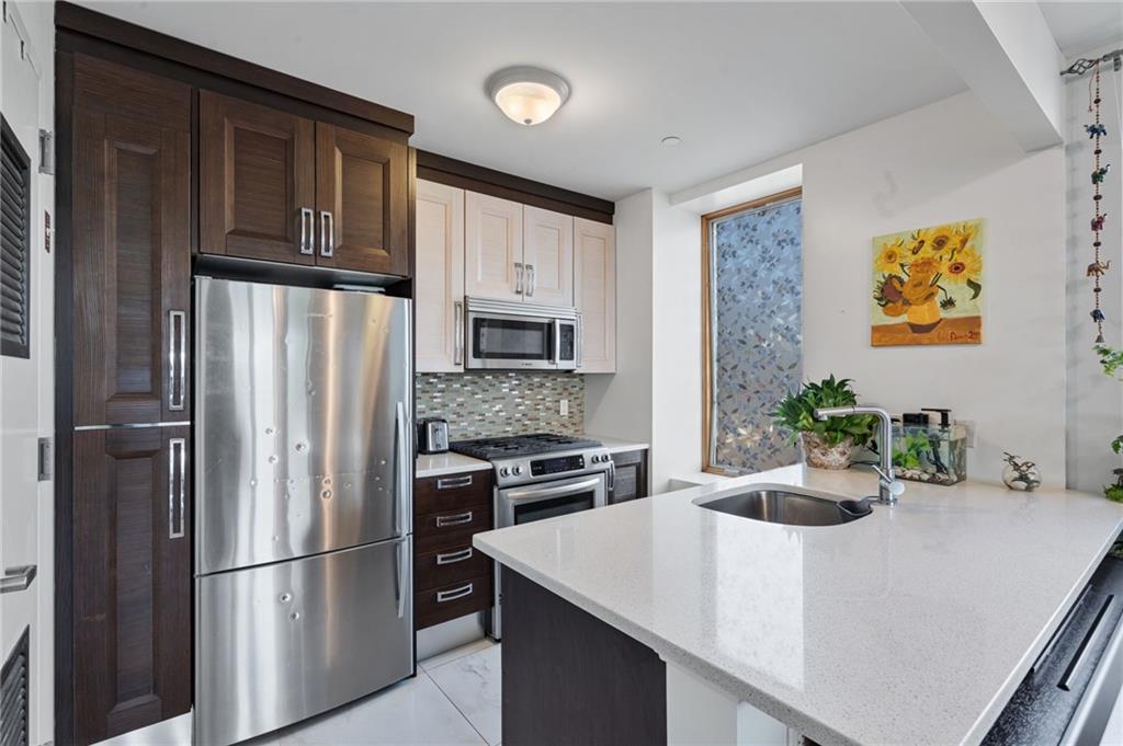 129 West End Avenue #3 Property Photo 5