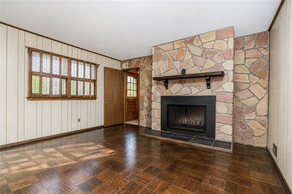 627 Lamoka Avenue Property Photo 4
