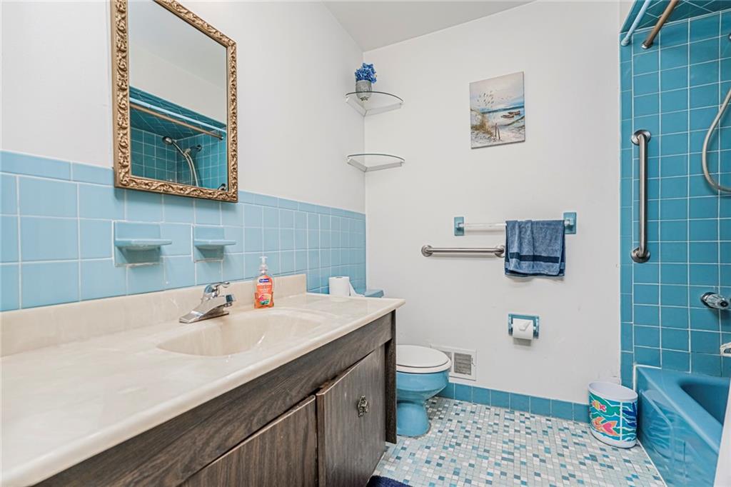 627 Lamoka Avenue Property Photo 15