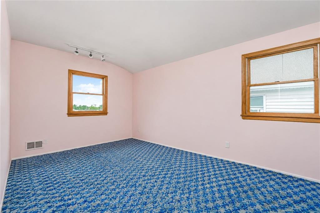 627 Lamoka Avenue Property Photo 16