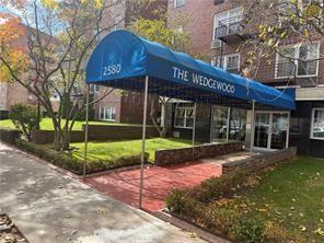2580 Ocean Parkway 4D Property Photo 1
