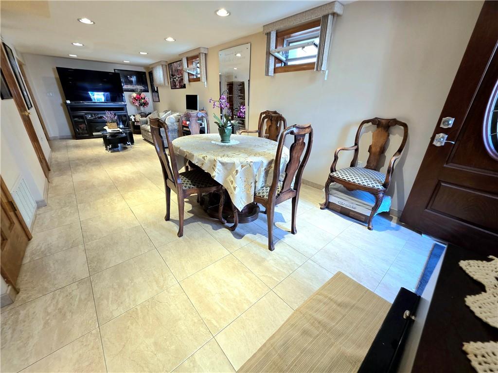 7209 Avenue U Property Photo 15