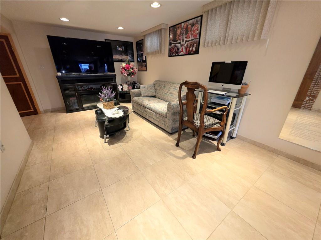 7209 Avenue U Property Photo 16