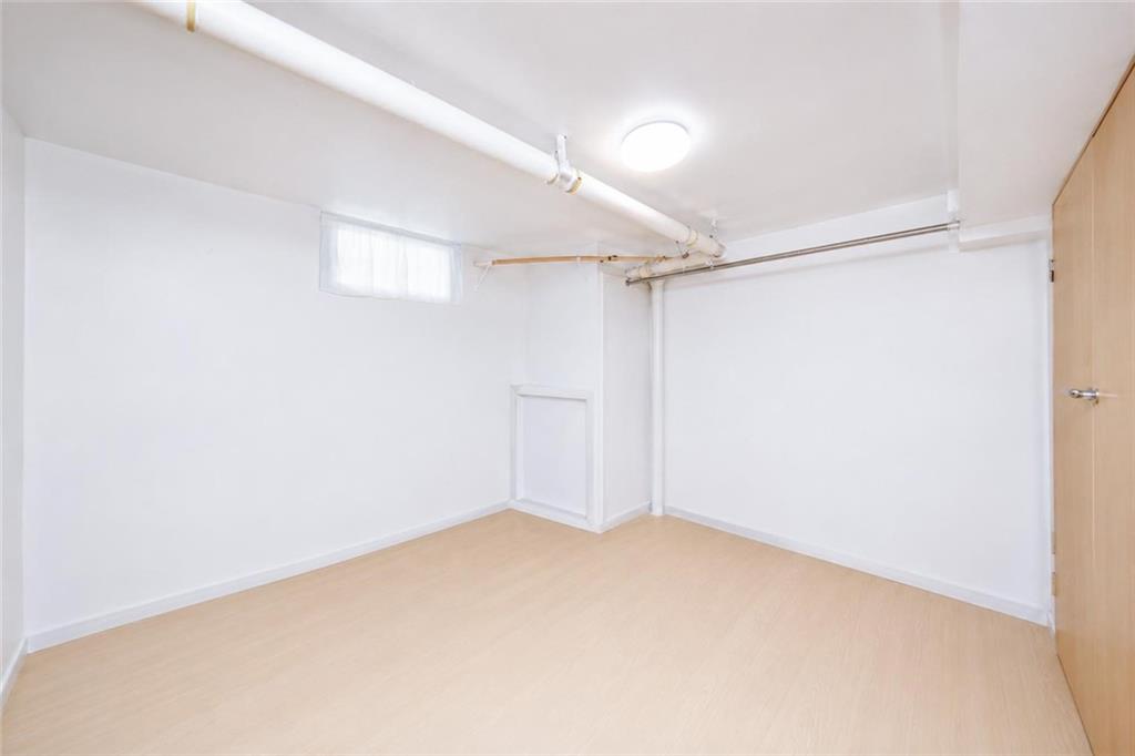 193 Forbell Street Property Photo 17