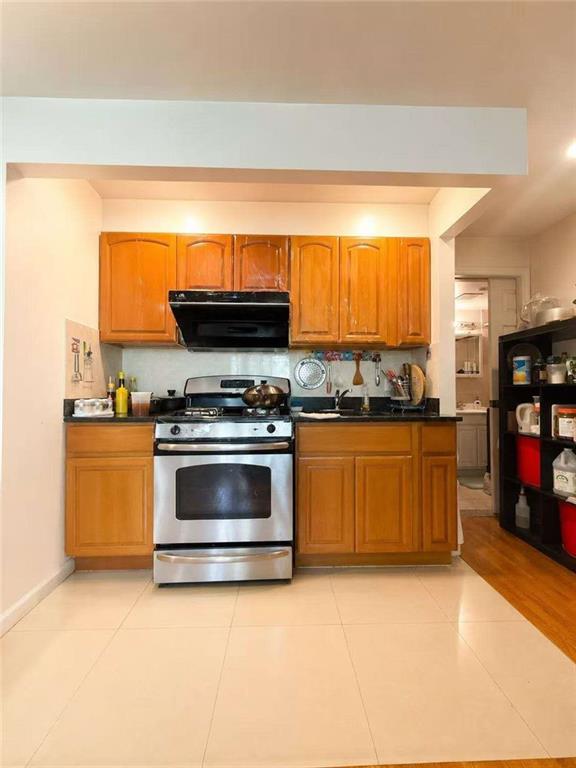 638 50th Street 2b Property Photo 4