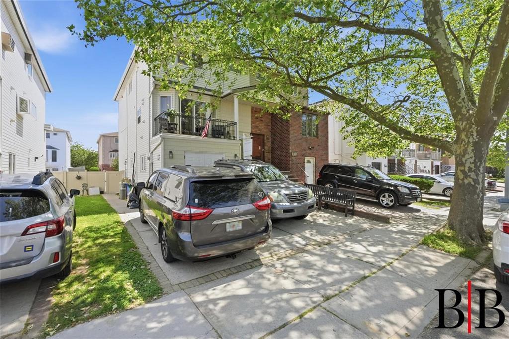 2433 East 71st Street Property Photo 1