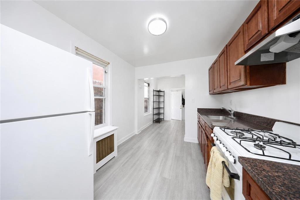 33 Avenue U Property Photo 12
