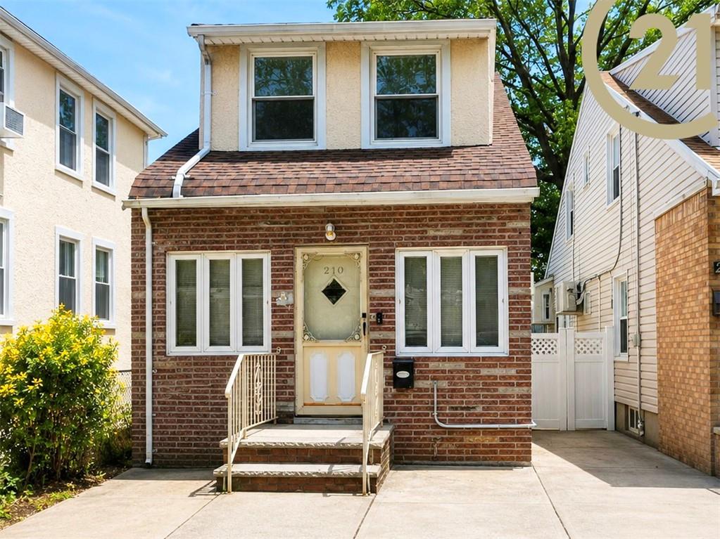 2109 East 21st Street Property Photo 1