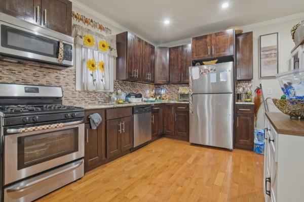 10219 213th Street Property Photo 9