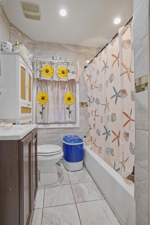 10219 213th Street Property Photo 24