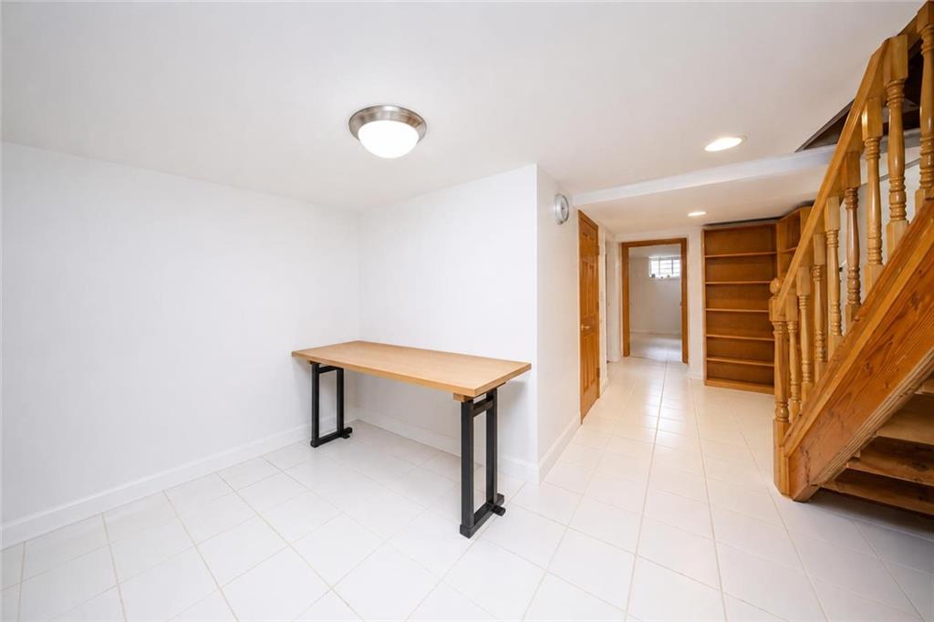 1390 West 7th Street Property Photo 13