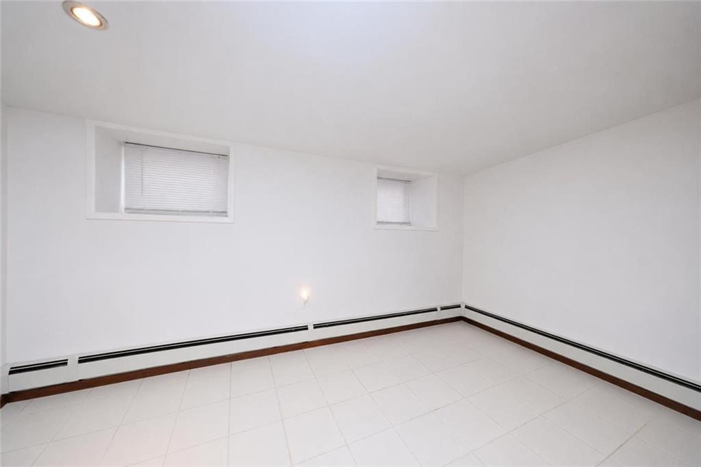 1390 West 7th Street Property Photo 14