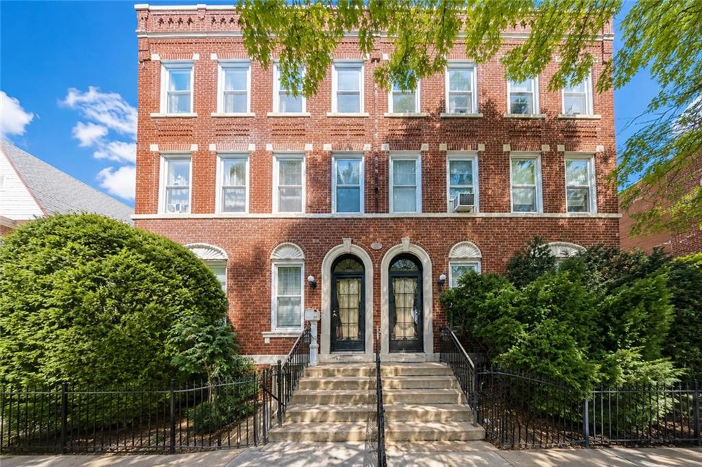 1871 West 13th Street Property Photo 1