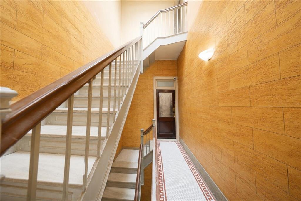 1871 West 13th Street Property Photo 7
