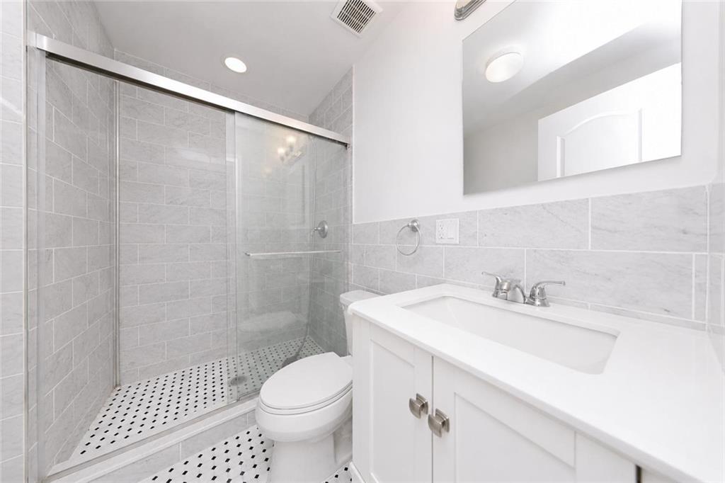 2357 84th Street 1a Property Photo 14