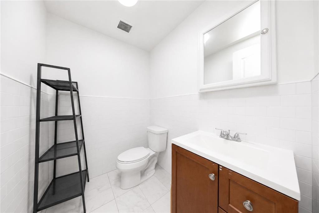 2357 84th Street 1a Property Photo 21