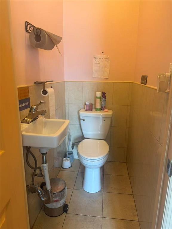 4018 Hylan Boulevard Property Photo 4