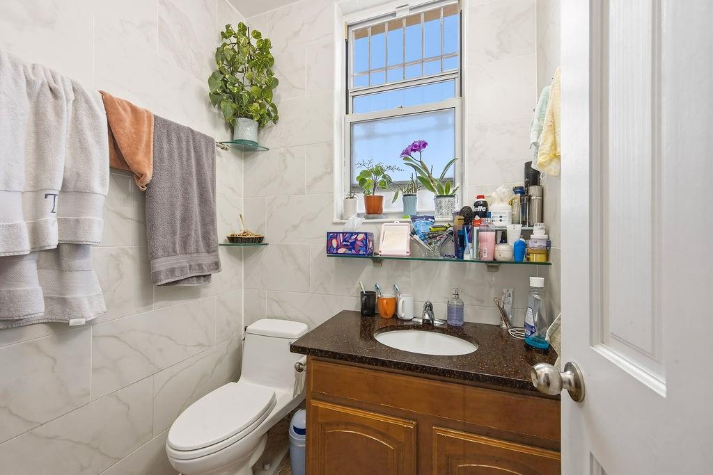72 Bay 38th Street Property Photo 16