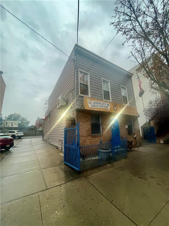 820 49th Street Property Photo 1
