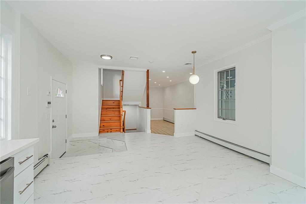 12 Lexington Lane Property Photo 4