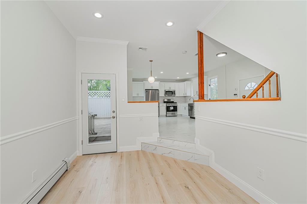 12 Lexington Lane Property Photo 7