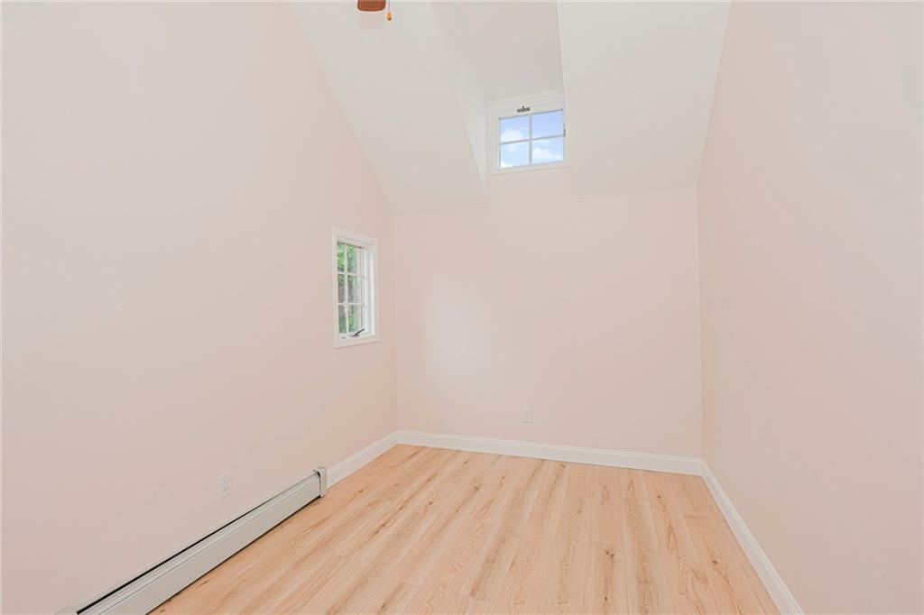 12 Lexington Lane Property Photo 15