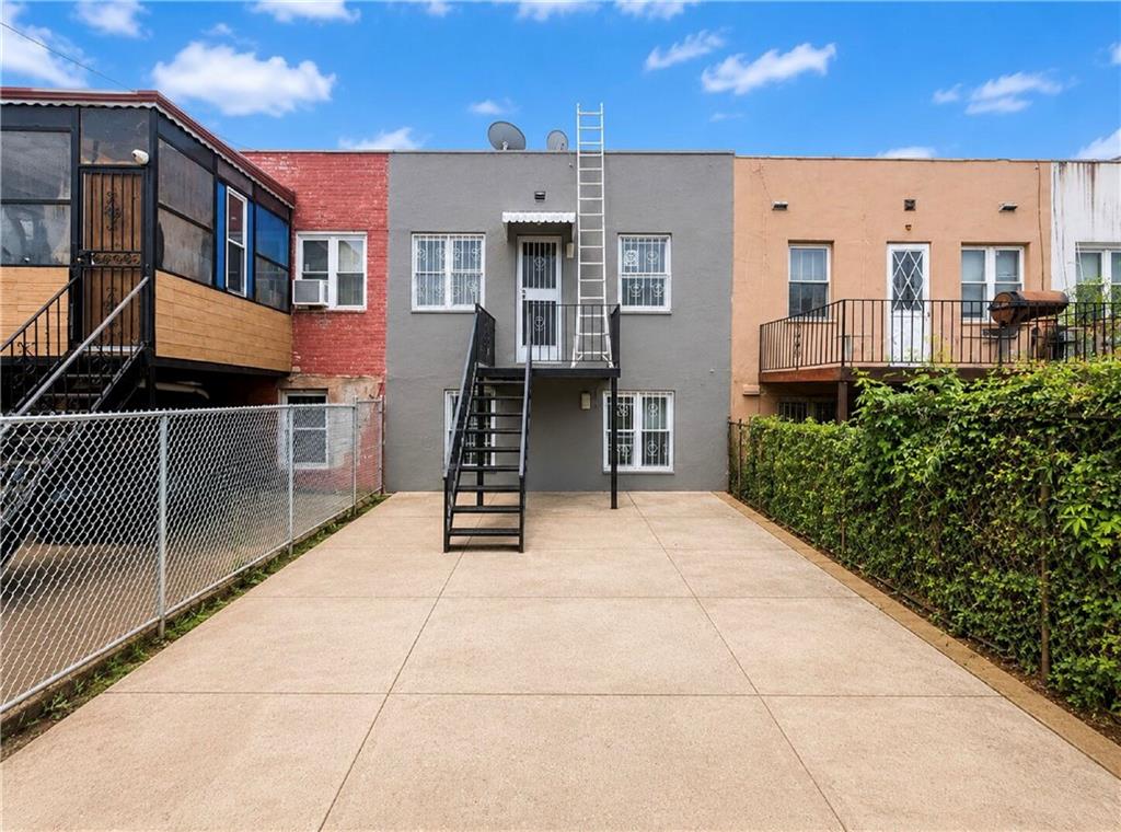 1307 East 98th Street Property Photo 22