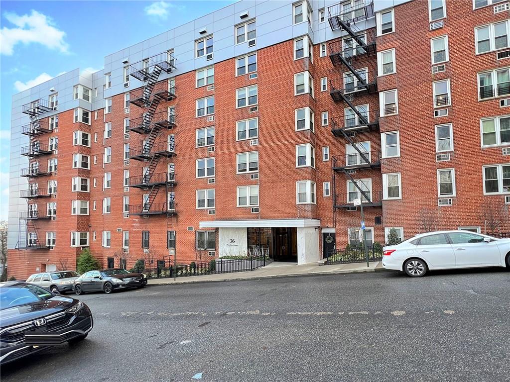 36 Hamilton Avenue 5e Property Photo 1