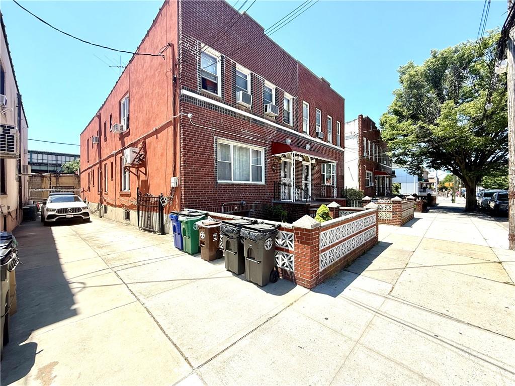 2510 85th Street Property Photo 1