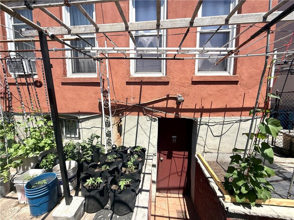 2510 85th Street Property Photo 6