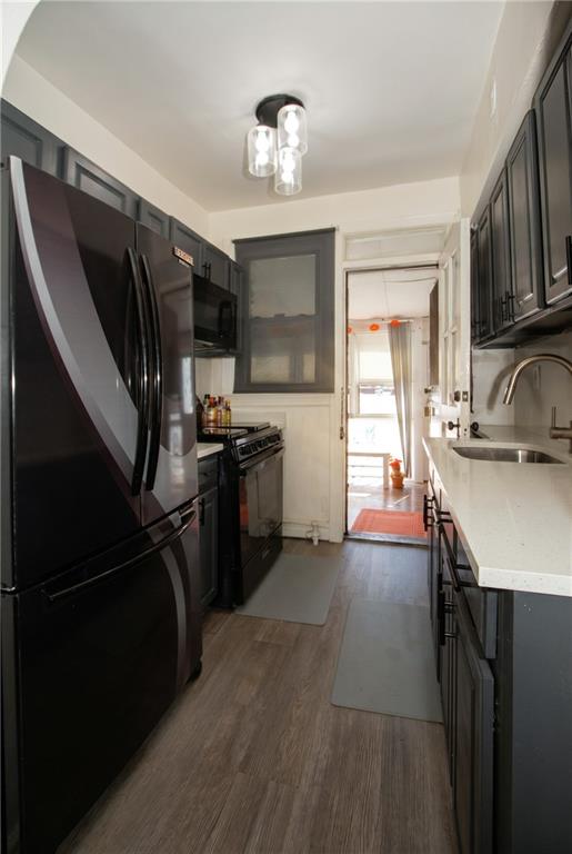 725 East 48th Street Property Photo 4
