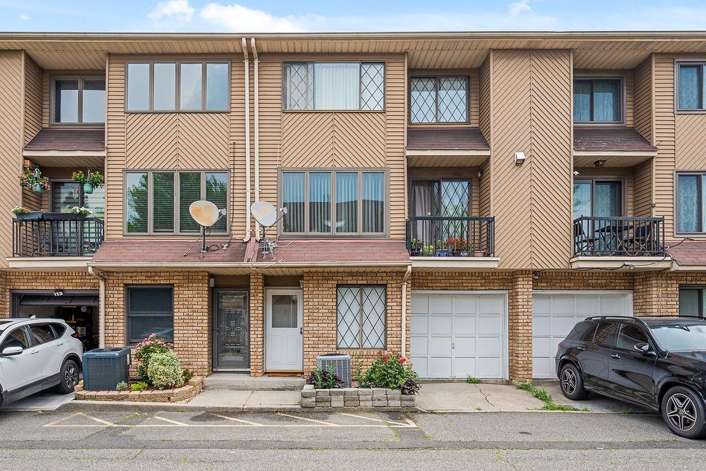 7 Andrea Court Property Photo 1